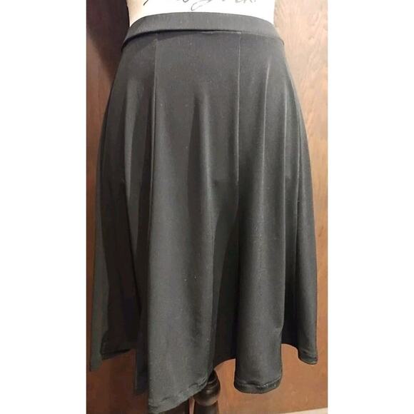 Liz Claiborne Small Midi Skirt Black Elastic Stretch Dressy Waist A Line Formal - Picture 1 of 6